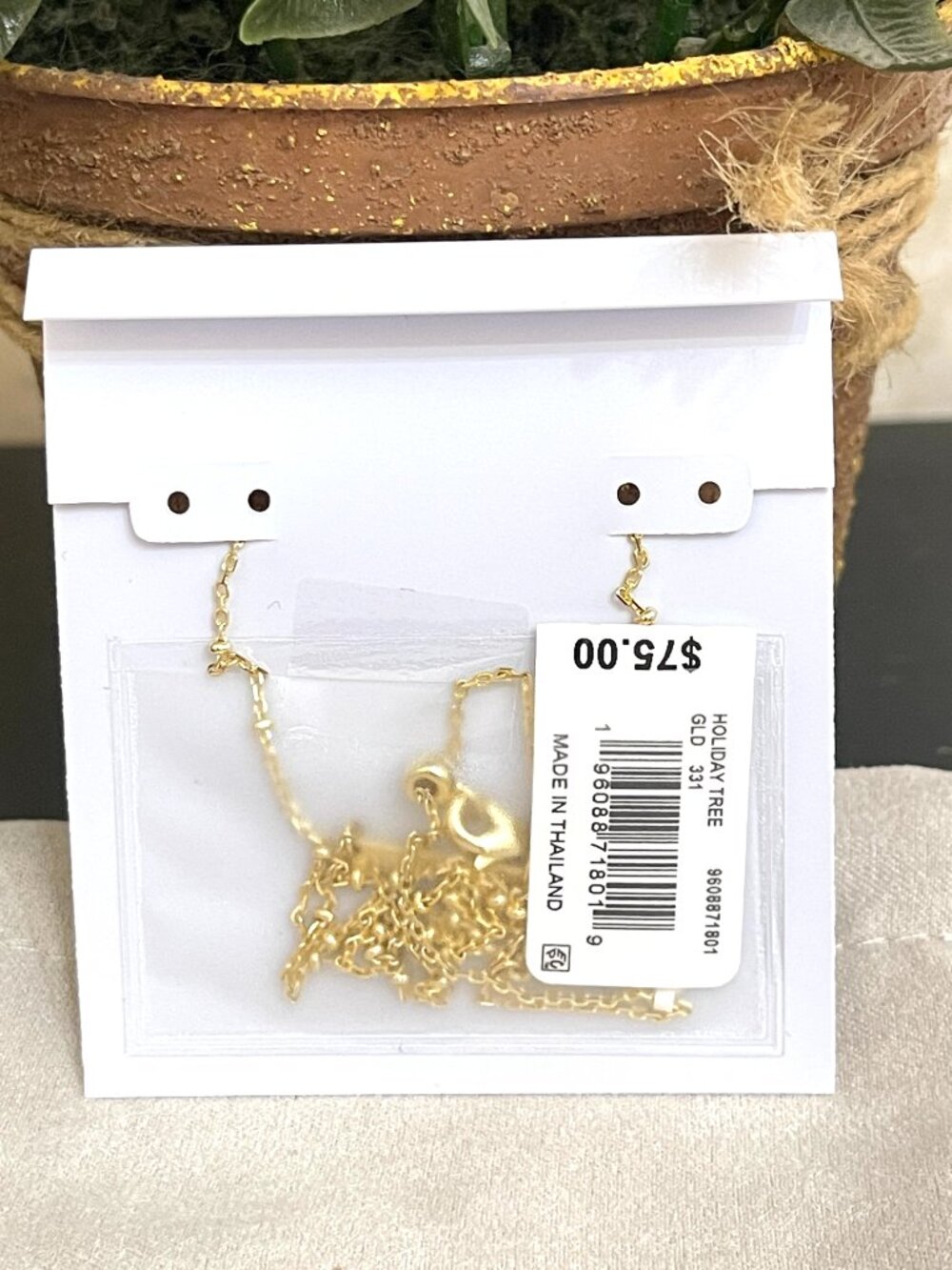 New Kendra Scott Holiday Tree Necklace Gold Green Christmas w/ Pouch Authentic! - Picture 6 of 9